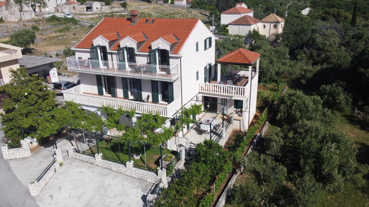 Apartments Kola Banići 外观 照片