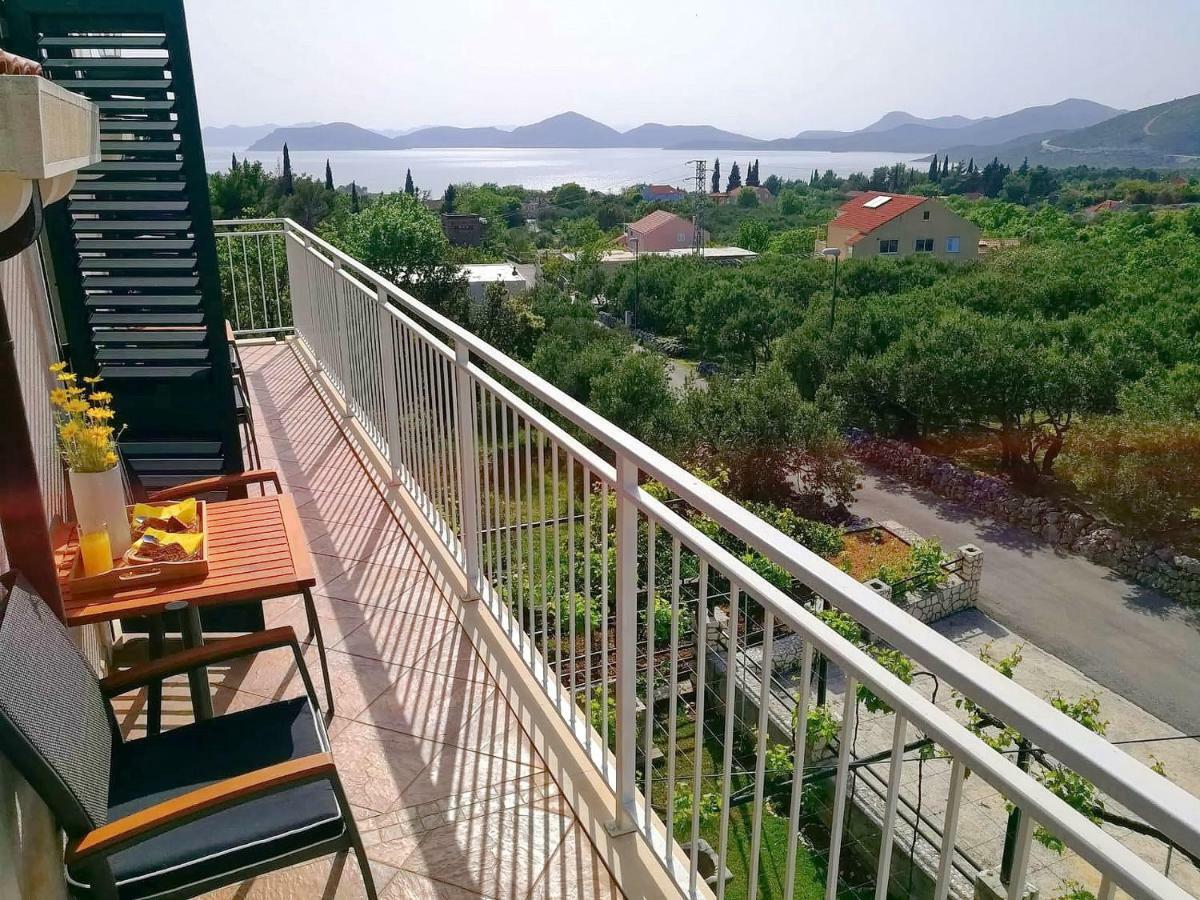 Apartments Kola Banići 外观 照片